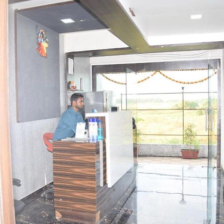 Hotel Riviera Residency Thane Dış mekan fotoğraf