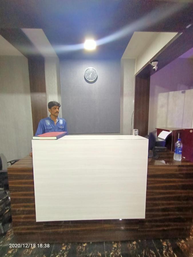 Hotel Riviera Residency Thane Dış mekan fotoğraf