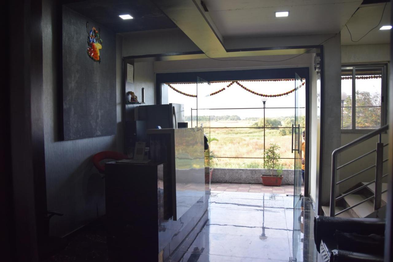 Hotel Riviera Residency Thane Dış mekan fotoğraf
